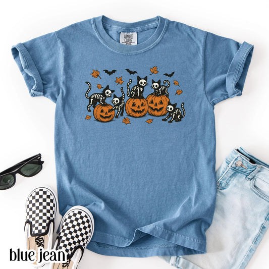 Comfort Colors Kids Halloween Shirt Cat Shirt Youth Halloween Shirt Pumpkin Kitten Tee Fall Spooky Season TShirt Pumpkin Costume T-Shrit