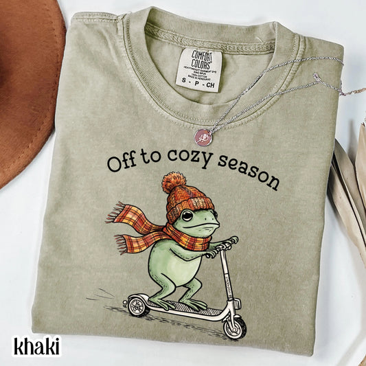 Cozy Season Funny Frog Fall Comfort Colors Tee