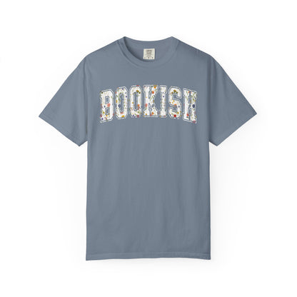 Book Comfort Colors Shirt Bookish Reading Flower T-Shirt Book Lover One More Chapter Tee Books and Coffee Librarian Tee for Teacher