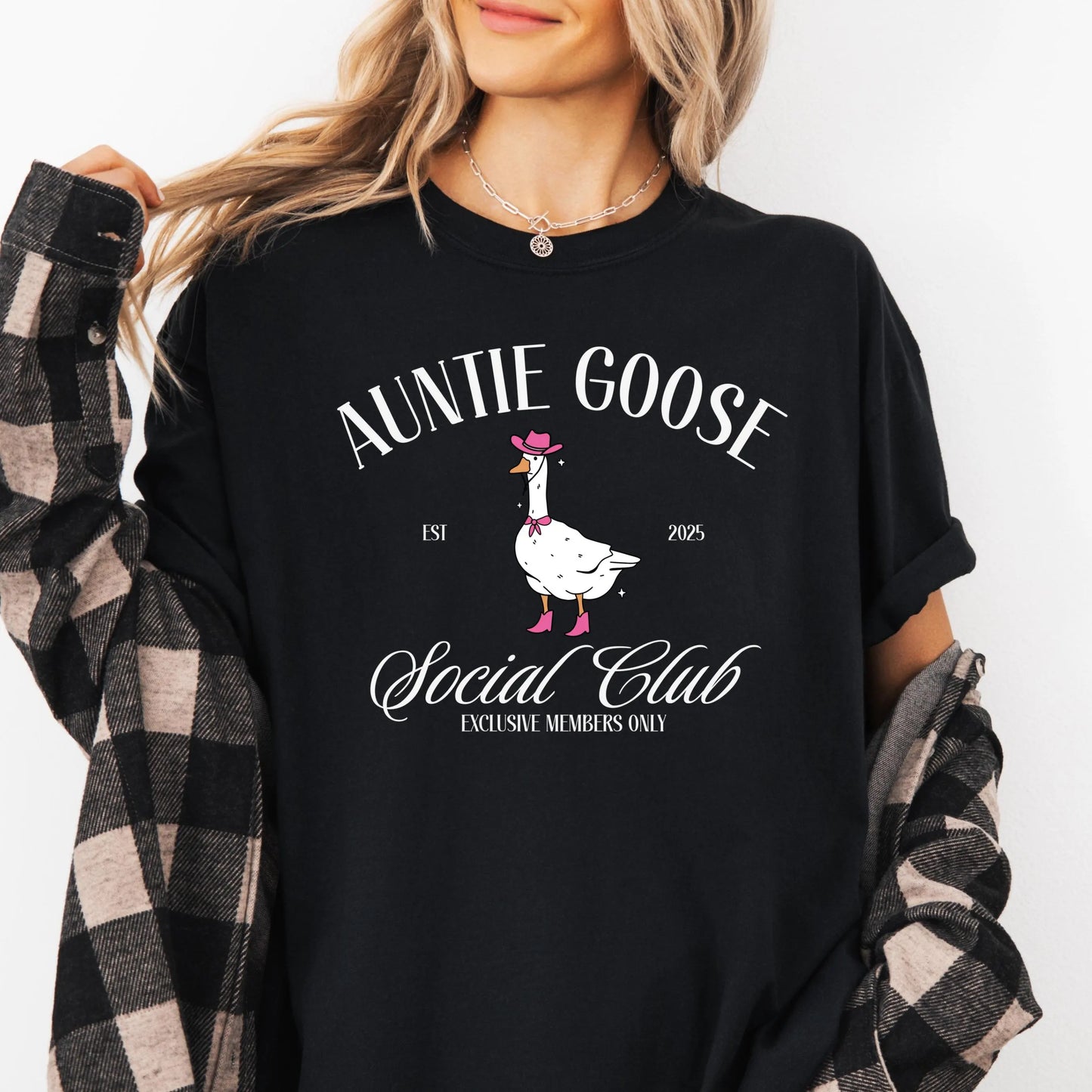 Auntie Shirt, Aunt Shirt, Aunt Gift, Cowgirl Western Auntie Goose on the Loose Shirt, Cool Aunts Club, Pregnancy Announcement, Gift for Aunt