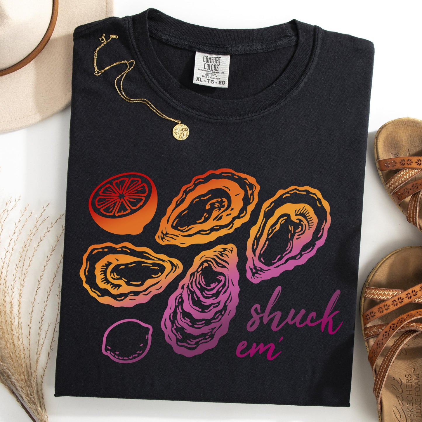 Comfort Colors Lesbian Shirt, Lesbian Pride Shirt, Pride Shirt, Gay Shirt, LGBTQ Shirt, Sapphic Shirt Shirt, Beach Shirt, Lesbian Flag