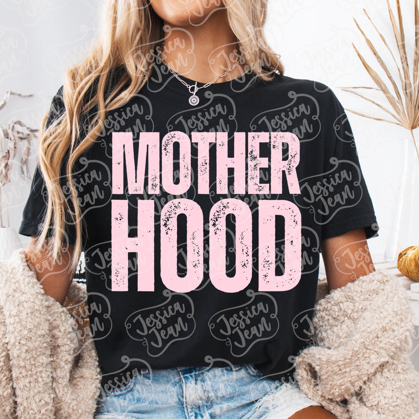 Comfort Colors Motherhood Shirt, Trendy Mama Tshirt, Mom Life Tee, Oversized Graphic Mom T-shirt, Motherhood T Shirt, Cool Mom Club