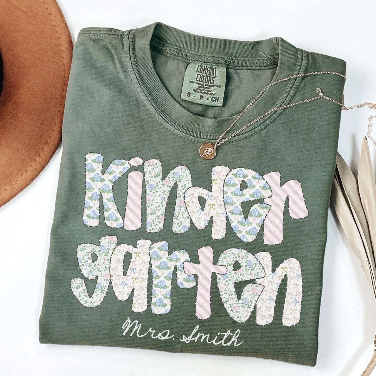 Comfort Colors Teacher Shirt, Kindergarten Teacher Shirt, Kindergarten Tee, Custom Teacher Tee, Back to School Shirt, Teacher Appreciation