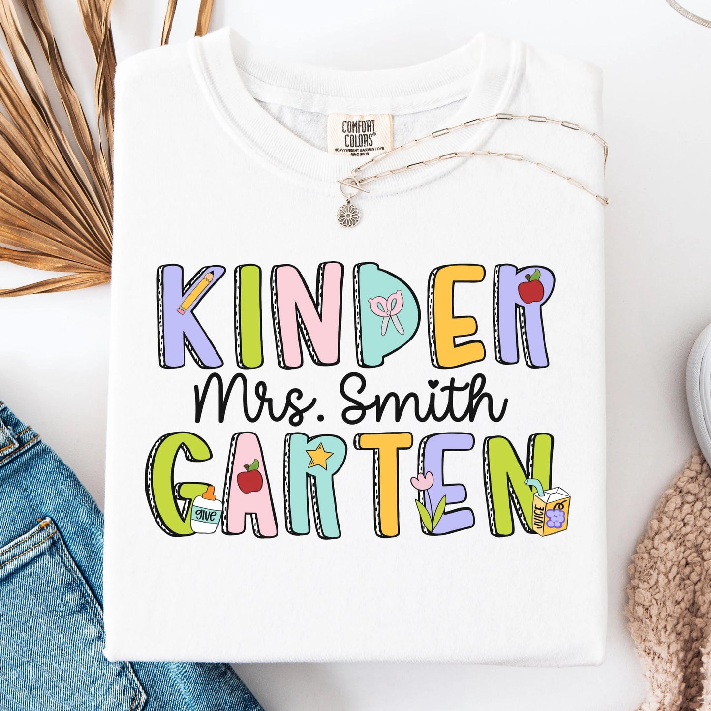 Comfort Colors Teacher Shirt, Kindergarten Teacher Shirt, Kindergarten Shirt, Back to School Shirt, Dream Team Tee, Teacher Appreciation Tee