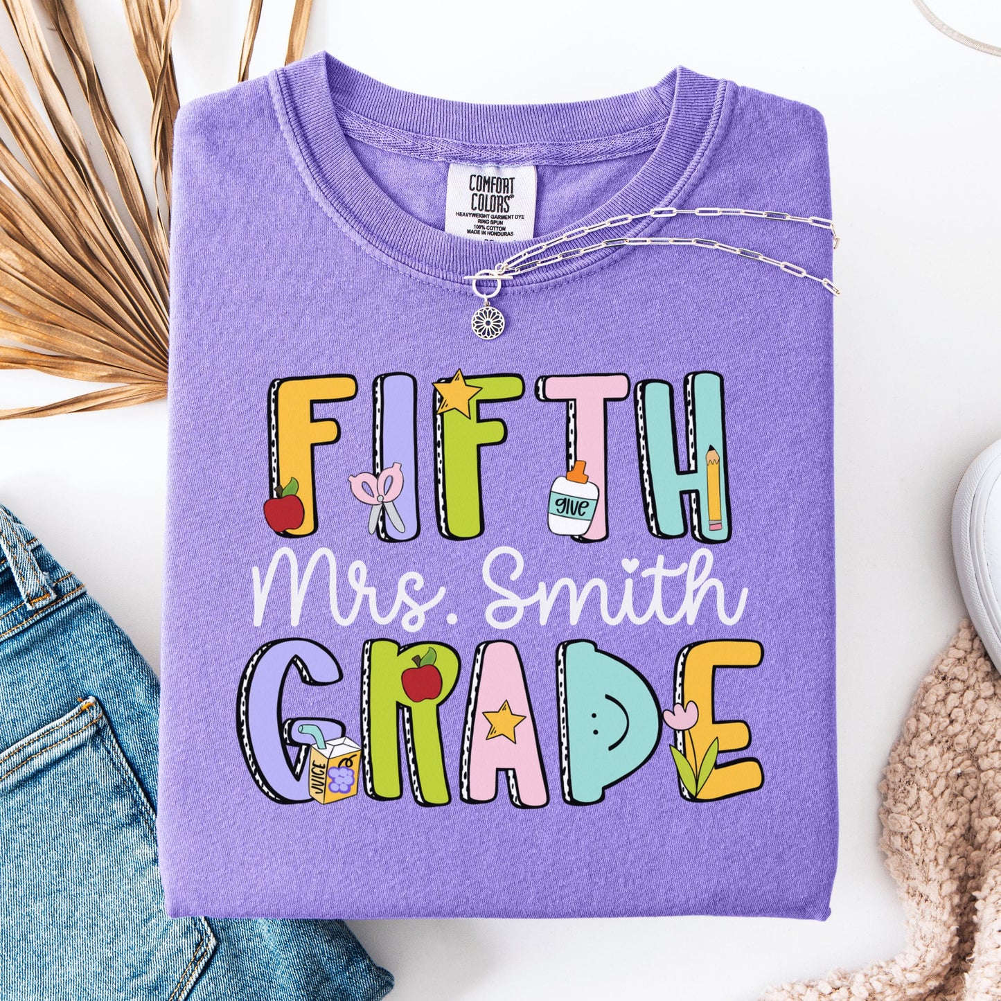 Comfort Colors Teacher Shirt, Fifth Grade Teacher Shirt, 5th Grade Teacher Shirt, Back to School Shirt, Dream Team Teacher Appreciation Tee