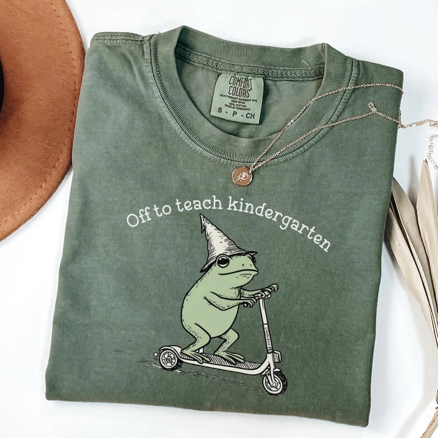 Comfort Colors Teacher Shirt, Kindergarten Teacher Shirt, Kindergarten Shirt, Back to School Shirt, Custom Teacher Appreciation Tee