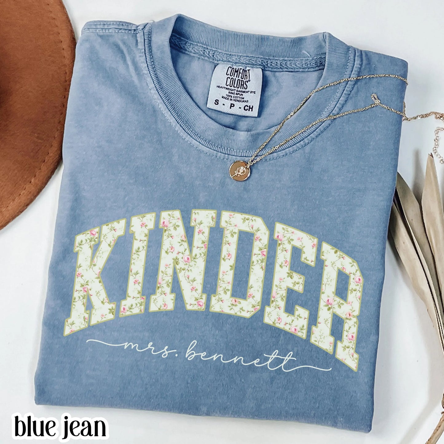 Kindergarten Custom Teacher Shirt Comfort Colors Kinder Tee Teacher Tshirt Back to School Teacher Appreciation Christmas Gift For Teacher
