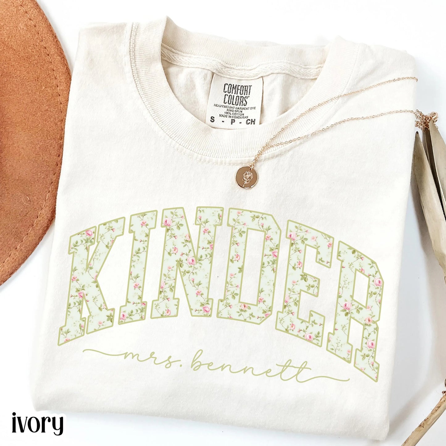 Kindergarten Custom Teacher Shirt Comfort Colors Kinder Tee Teacher Tshirt Back to School Teacher Appreciation Christmas Gift For Teacher