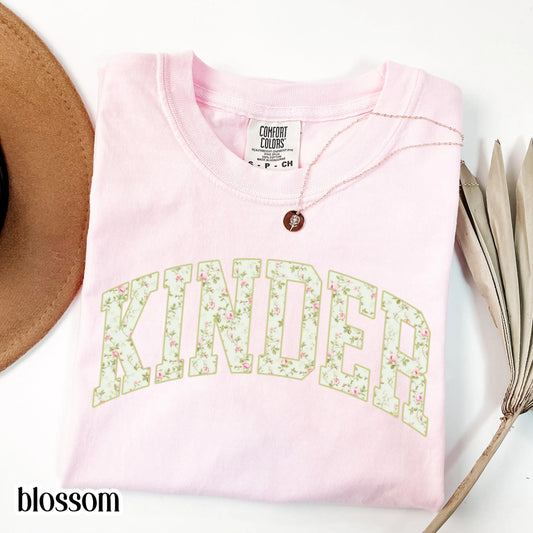 Kindergarten Custom Teacher Shirt Comfort Colors Kinder Tee Teacher Tshirt Back to School Teacher Appreciation Christmas Gift For Teacher