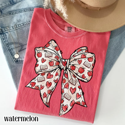Teacher Valentines Day Comfort Colors Shirt First Grade Teacher T-Shirt Cute Coquette Bow Pink Vday Kindergarten Teach Tee For School Tshirt