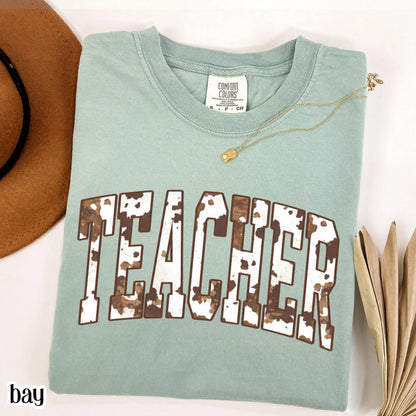 Teacher Comfort Colors Shirt Custom Name Kindergarten Tshirt First Grade Cow Print T-shirt Teacher Appreciation Back To School Tee Educator