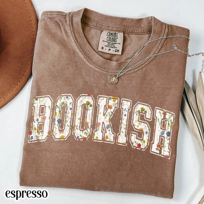 Book Comfort Colors Shirt Bookish Reading Flower T-Shirt Book Lover One More Chapter Tee Books and Coffee Librarian Tee for Teacher