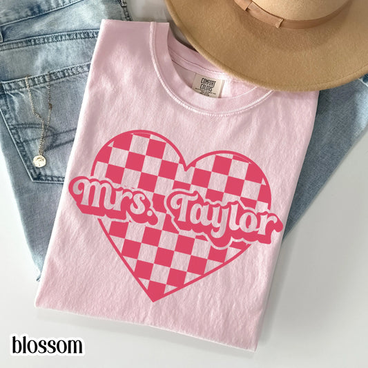 Teacher Valentines Day Comfort Colors Shirt Custom Name Kindergarten Teacher Heart T-Shirt Cute Vday Preschool Tee First Grade Educator