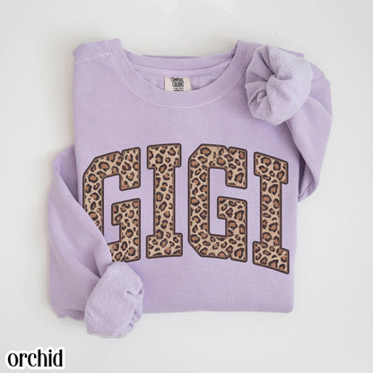 Comfort Colors Leopard Gigi Sweatshirt Mothers Day Grandma Sweater Retro Nana Gift For Gigi Crewneck Mom Feral Cheetah Print Animal Pullover