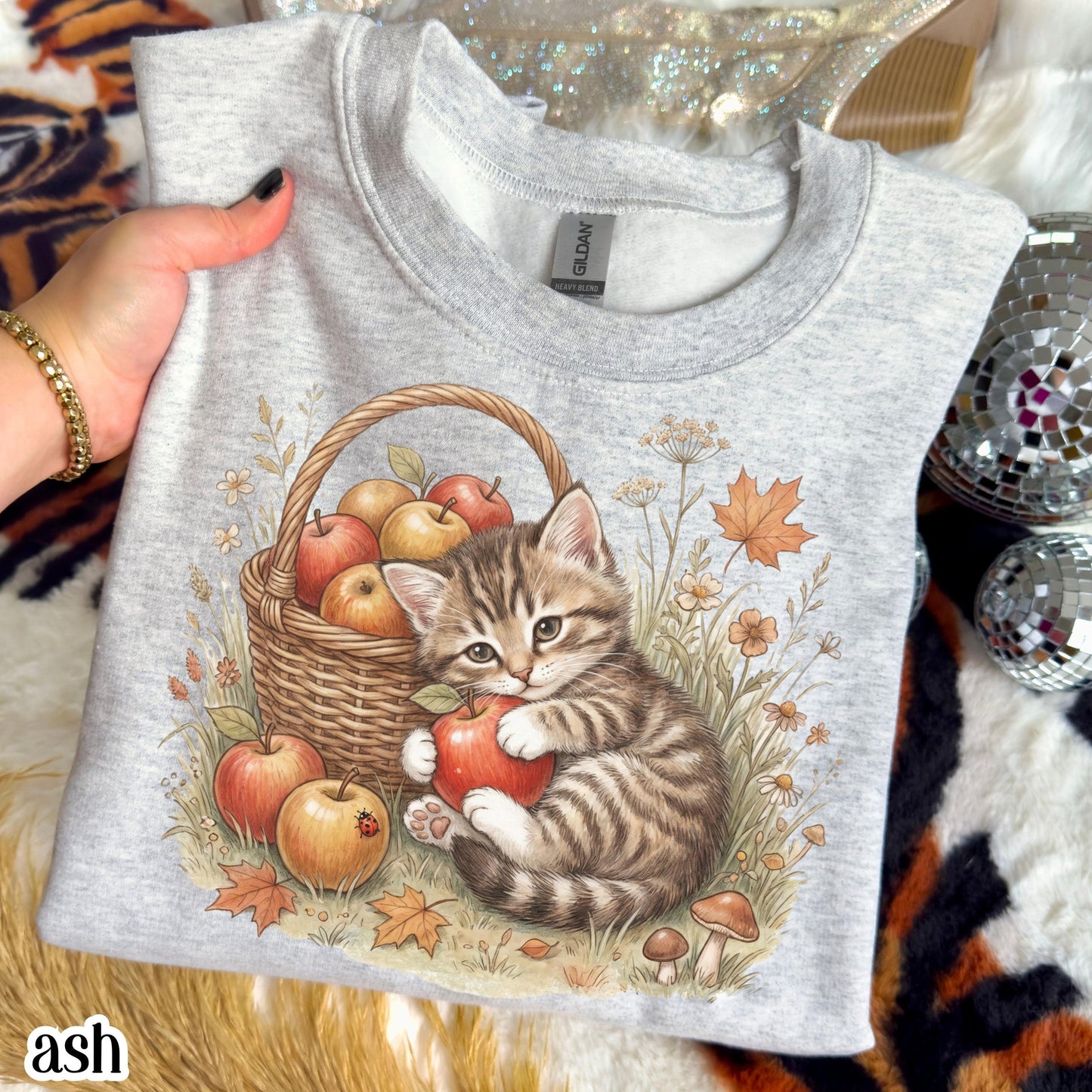 90s Vintage Cat Fall Sweatshirt
